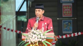SAMBUTAN—Ketua DPRD Kota Payakumbuh Wirman Putra Dt. Rajo Mantiko Alam saat berikan sambutan