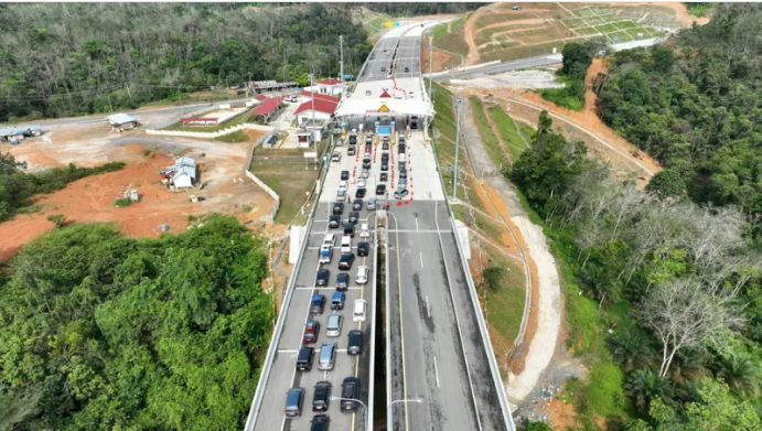 Jalan tol Bangkinang-Koto Kampar, Provinsi Riau. (Foto: Dok. HK)