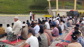 Ikhtiar Hadapi Musim Kemarau Panjang, Pemkab Limapuluh Kota Gelar Shalat Istisqa