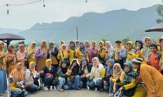 Wakil Ketua DPRD Hurisna Jamhur Dampingi Bundo Kanduang Payobasung Touring Budaya