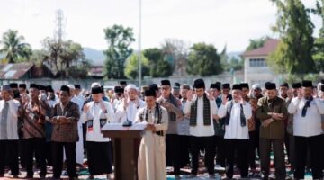 Warga Solok Gelar Salat Istisqa, Harapkan Turunnya Hujan Usai 3 Bulan Kemarau