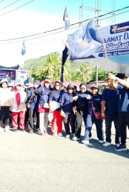 Ratusan Warga Suliki Kabupaten LimaPuluh Kota Antusias Meriahkan Jalan Santai Restorasi HUT ke-14 Partai NasDem