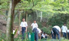 Wujudkan Sekolah Asri, Siswa SMPN 3 Payakumbuh Gelar Aksi Gotong Royong