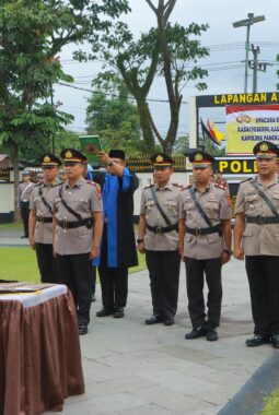 Kapolres 50 Kota Pimpin Upacara Sertijab Pejabat Utama dan Kapolsek Jajaran
