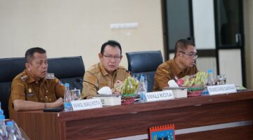 Zulmaeta Tegaskan Percepatan Layanan Dasar, Sampah dan Jalan Jadi Sorotan