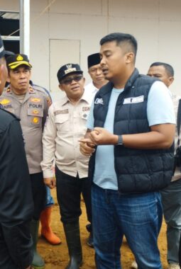 Penyaluran Bantuan di Jorong Aia Angek Belum Merata, Camat Apri Yulianto, S.Sos: Data dari Pusat