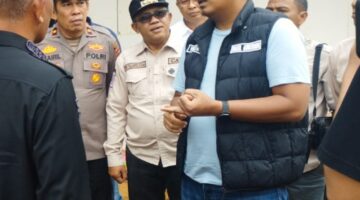 Penyaluran Bantuan di Jorong Aia Angek Belum Merata, Camat Apri Yulianto, S.Sos: Data dari Pusat