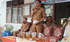 Pemko Payakumbuh Salurkan 272 Ton Beras dan 54 Ribu Liter Minyak Goreng untuk 13.628 KK