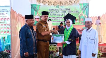 Pemko Payakumbuh Tegaskan Komitmen Dukung Pendidikan Agama, 13 Santri Tahfiz dan 32 Santri MTs Syekh Ibrahim Harum Diwisuda dan Dilepas