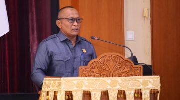 Fraksi Golkar Bintang Pembangunan Setujui APBD 2025, Nasmi Soroti Gaji Guru dan Ngalau Indah
