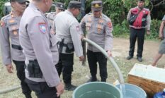 HUT Bhayangkara ke-80, Polres Payakumbuh Turun Tangan! Warga Simantuang Akhirnya Bisa Nikmati Air Bersih