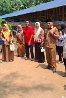 Bukan Sekadar Pelihara Kambing! Idris dan Devi Kusmira Dorong Pincuran Gadang Jadi Kekuatan Ekonomi Nagari