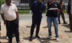 “Turun ke Lapangan, Ketua Komisi C DPRD Payakumbuh Fitrayanto Tinjau Perbaikan Jalan di Payakumbuh Barat”