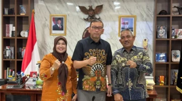 Dampingi Bupati ke Kemensos, Kadis Sosial Lima Puluh Kota Ir. Indra Suriani Bawa Aspirasi Warga