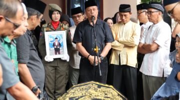 Hujan Iringi Pelepasan Jenazah Kadisnakerin Payakumbuh Yasril, Birokrat Senior Tutup Usia 57 Tahun